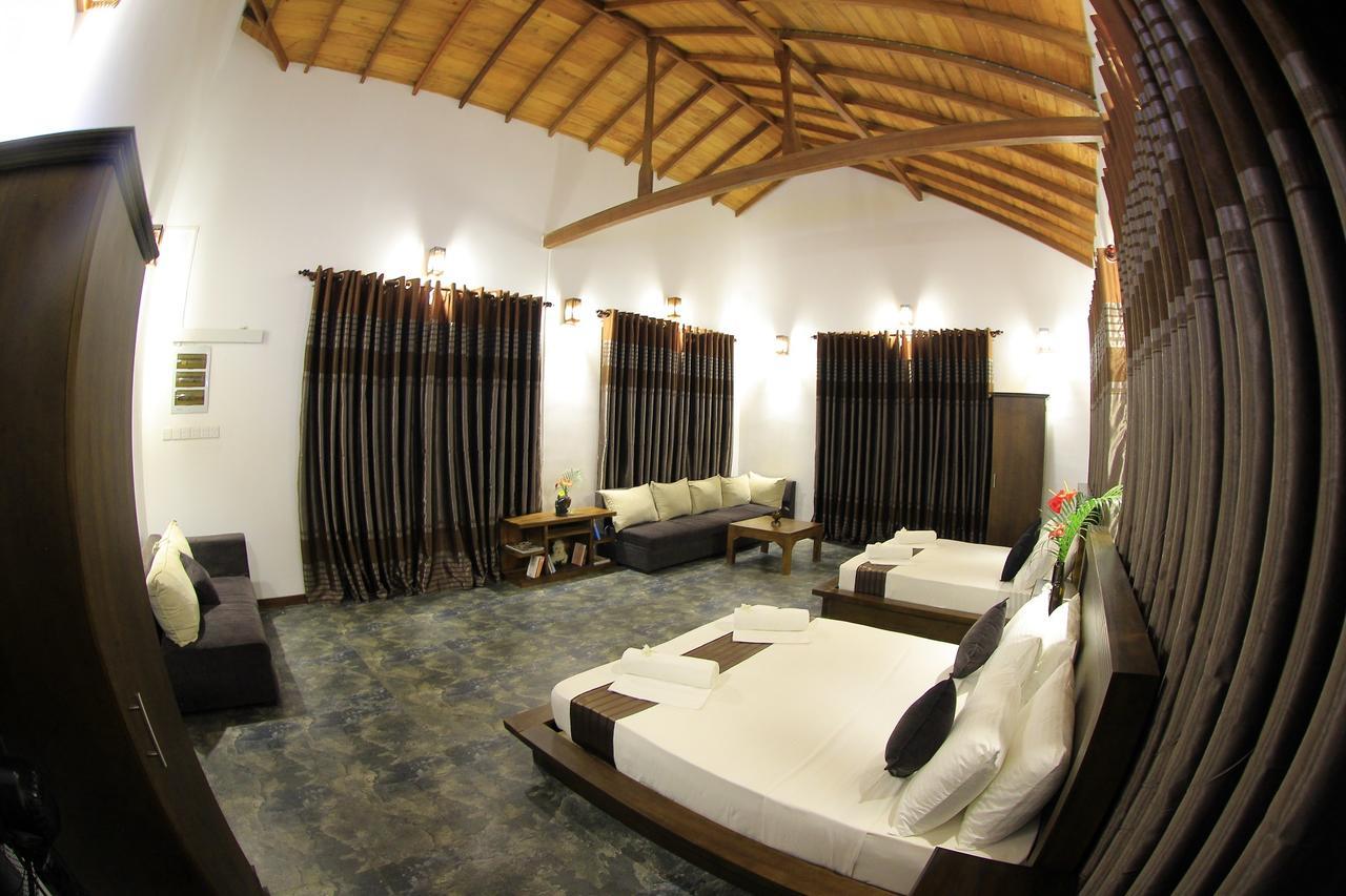 Villa Hiriketiya Dikwella Bagian luar foto
