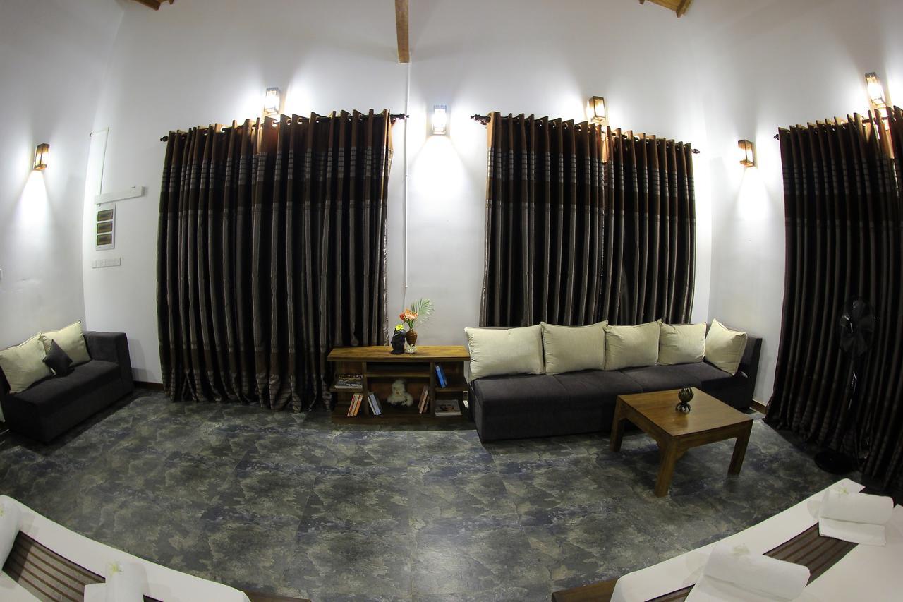 Villa Hiriketiya Dikwella Bagian luar foto